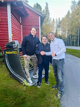 Left to right: Kalle Tuominiemi of Minimum Agent, Eero Paski of MultaVEX and Robert Piasecki of ROCK.ZONE, moments after signing the deal.